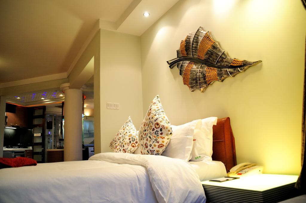 Aparthotel Kingland Serviced 4*